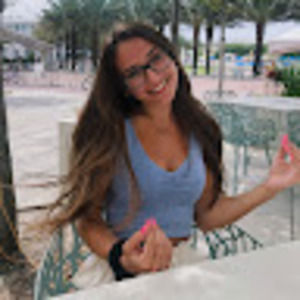 Meet your Posher, Alyssa